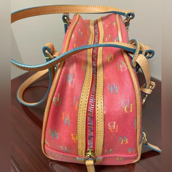 Dooney & Bourke  Vintage Y 2k Rainbow Signature Zipper Medium Handbag RARE EUC - Picture 14 of 16